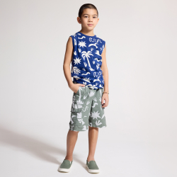 شورت برمودا كاكي اللون من قماش مطبوع للأولاد